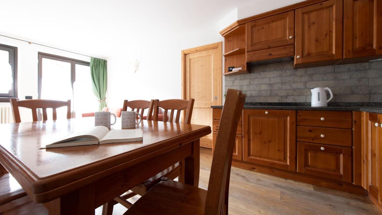 Italianway - Funivia Apartment Bormio Bagian luar foto